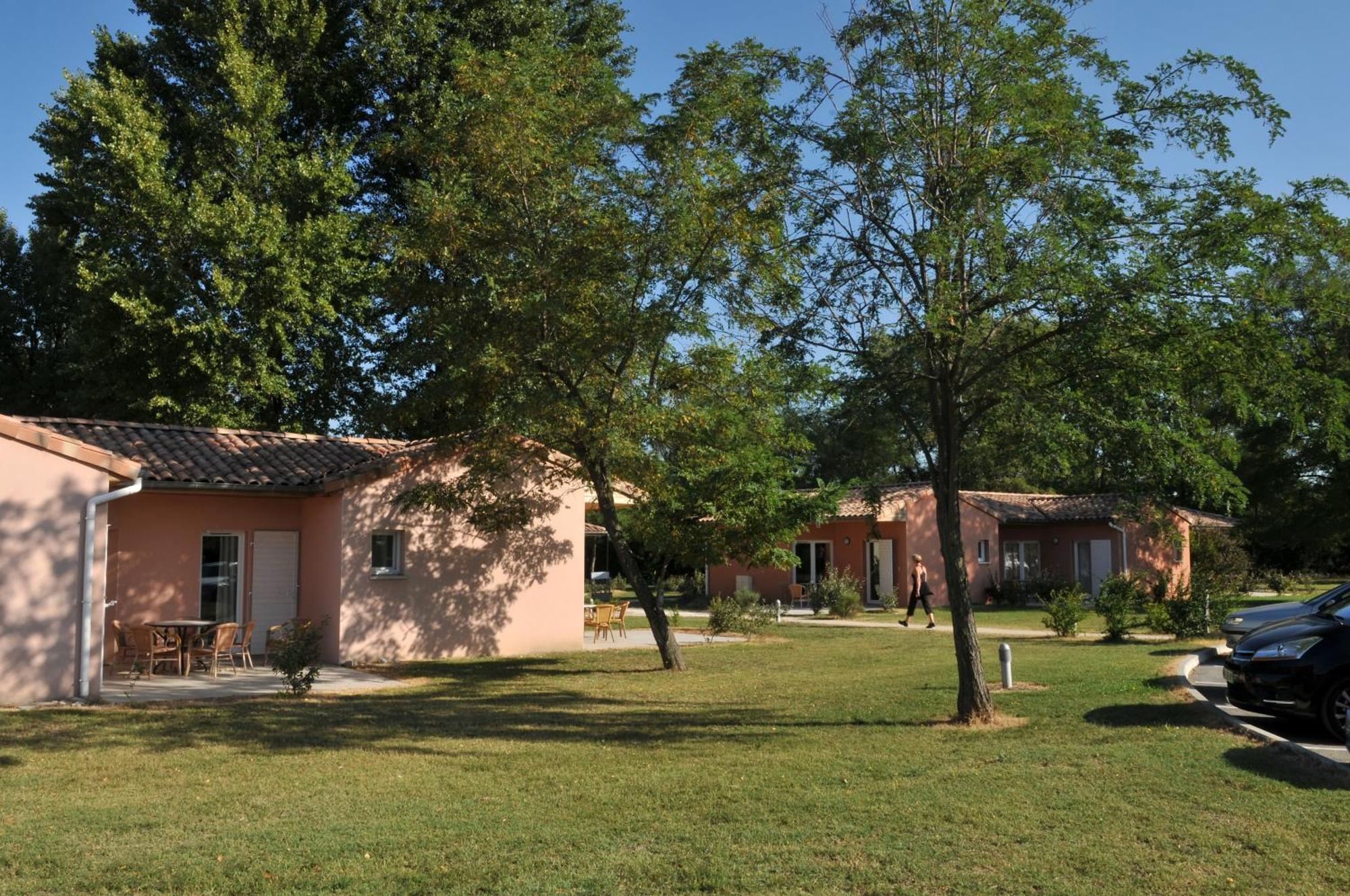 Отель Domaine D'Agrippa Valence Шатонёф-сюр-Изер Экстерьер фото