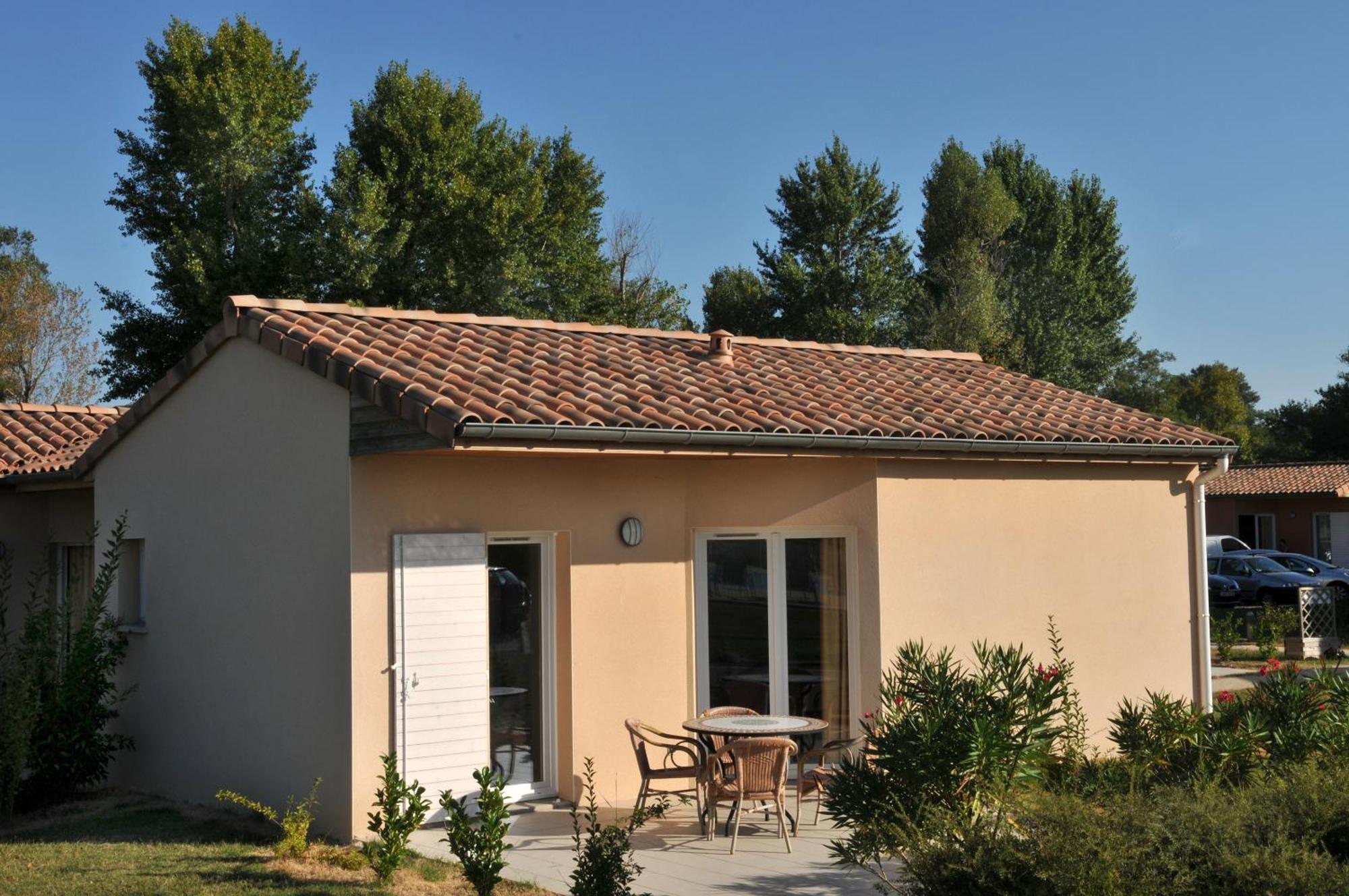 Отель Domaine D'Agrippa Valence Шатонёф-сюр-Изер Экстерьер фото